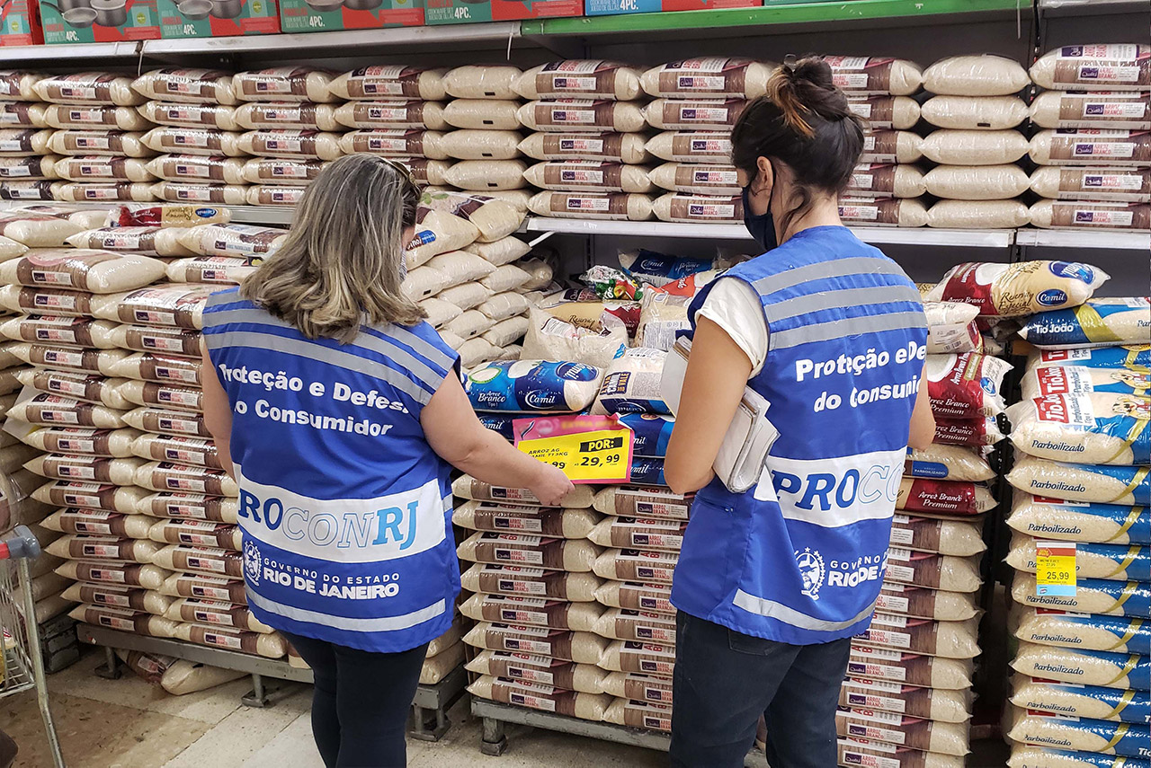 procon_fiscaliza_supermercados_em_SG_1602187113.36.jpg